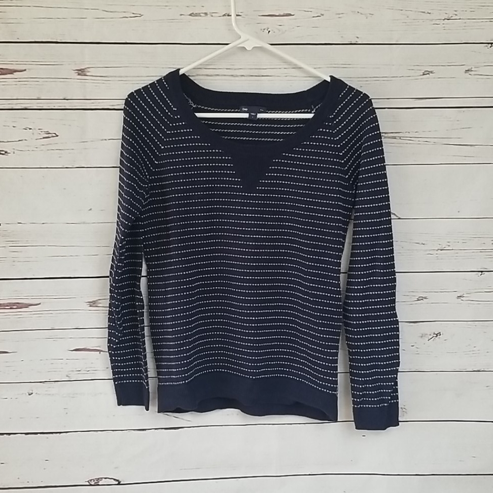 Gap 3/4 sleeve knit sweater